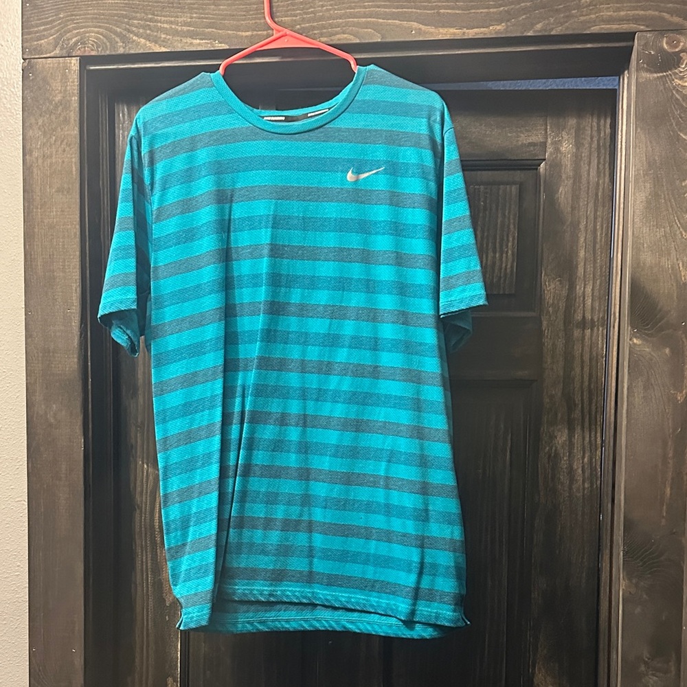 Nike Men's Teal and Gray Striped Tee